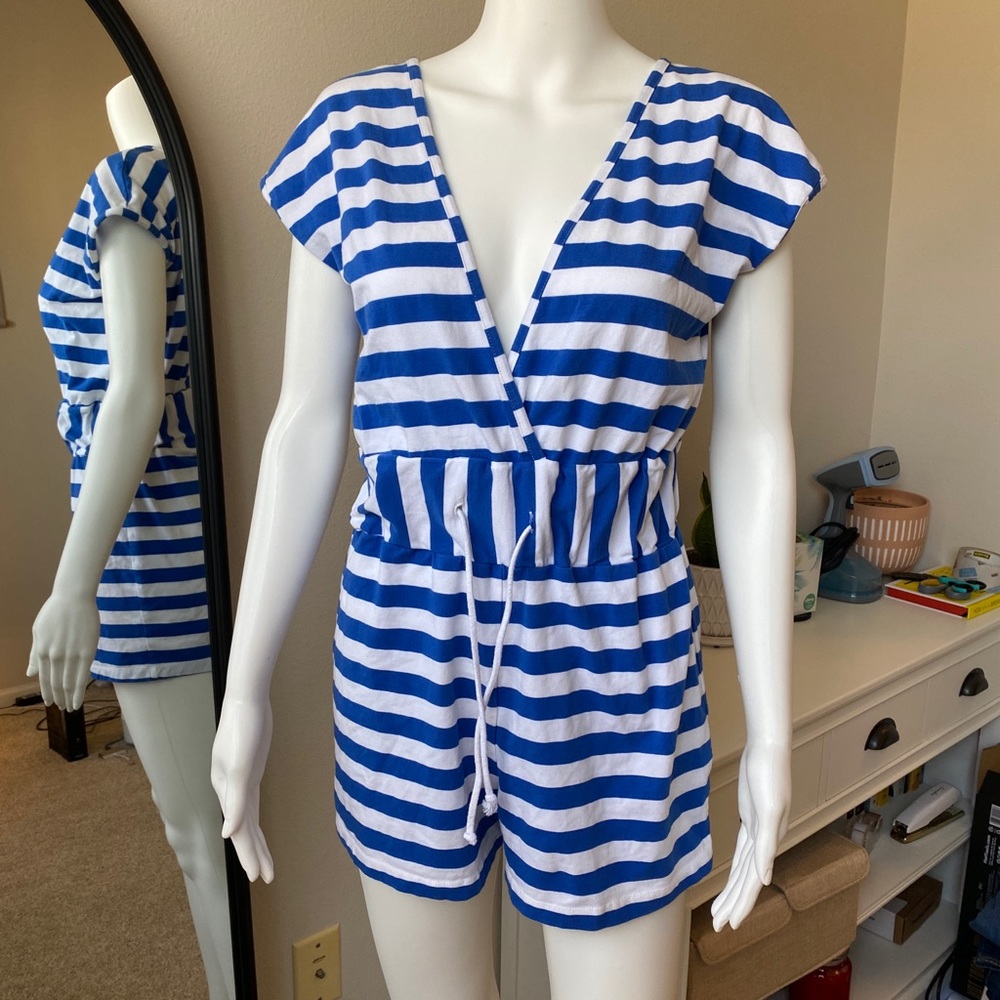 VENUS X-small Summer Romper.